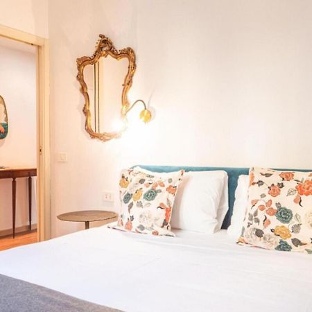 Romantic Flat On Navigli River By Easylife Milan Exterior photo