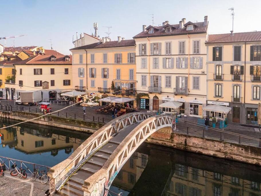 Romantic Flat On Navigli River By Easylife Milan Exterior photo
