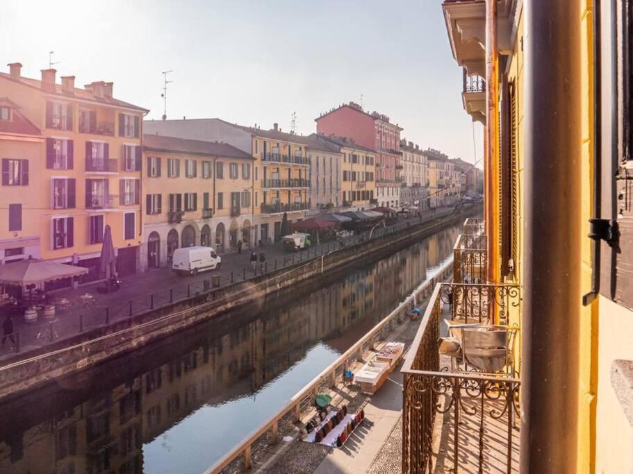 Romantic Flat On Navigli River By Easylife Milan Exterior photo
